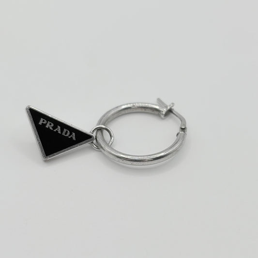 PRADA ピアス