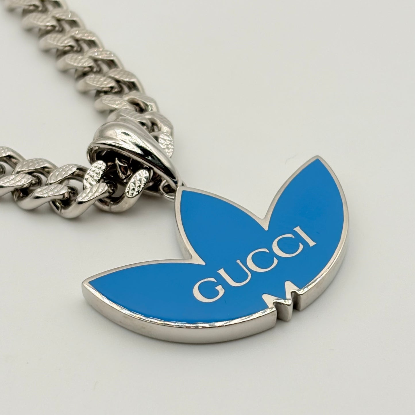 GUCCI adidas ネックレス