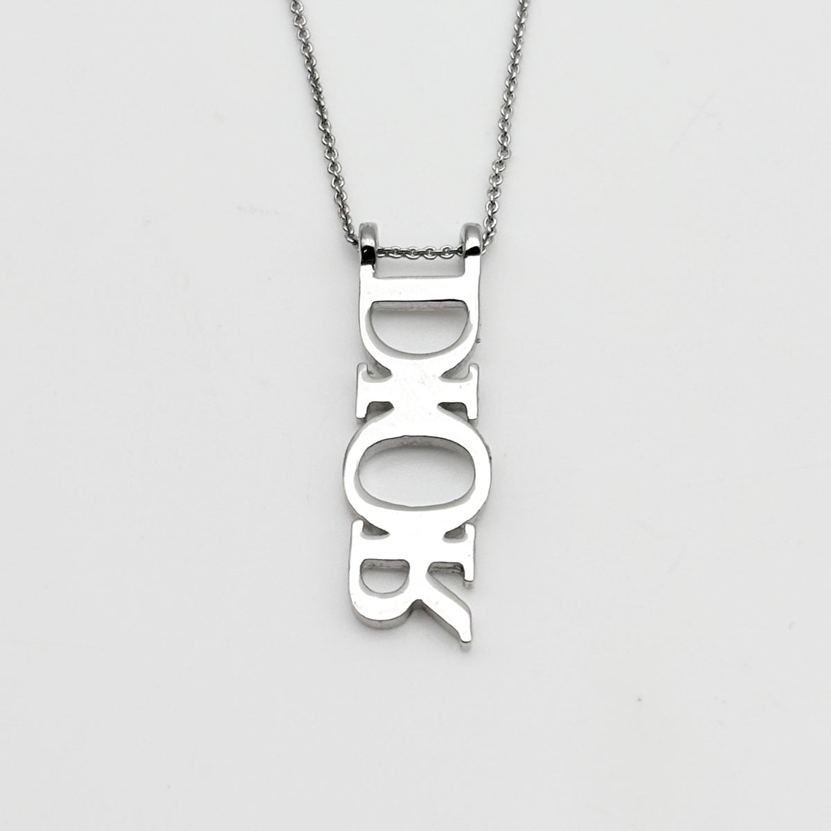 DIOR ネックレス