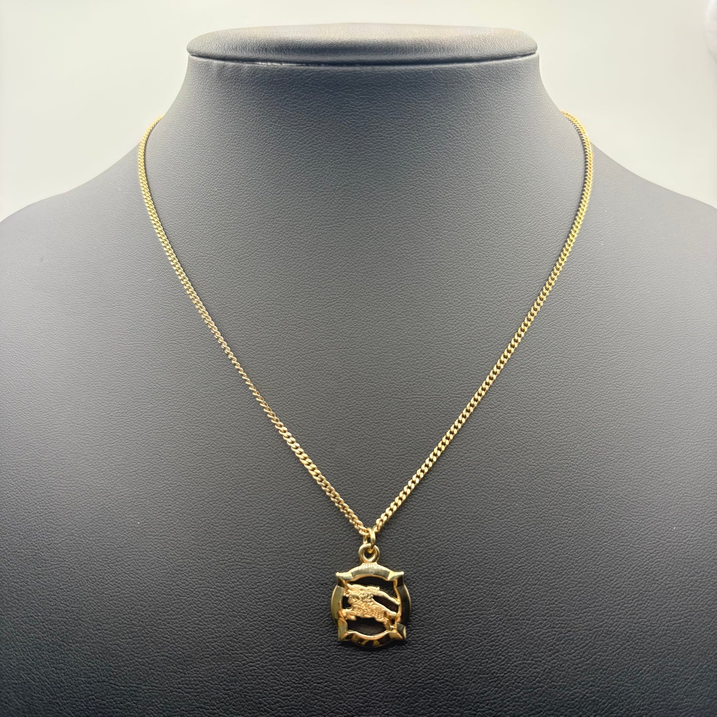 Burberry ネックレス