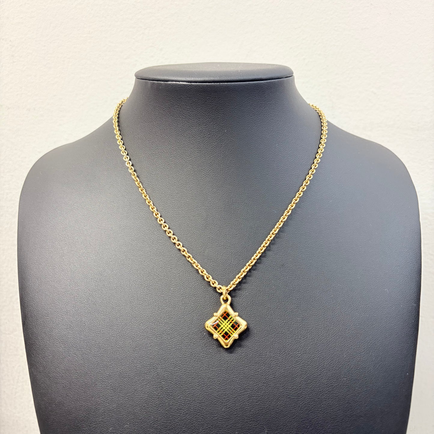 Burberry ネックレス