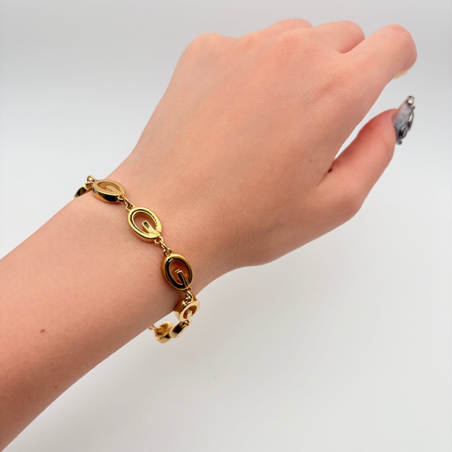 GIVENCHY ブレスレット