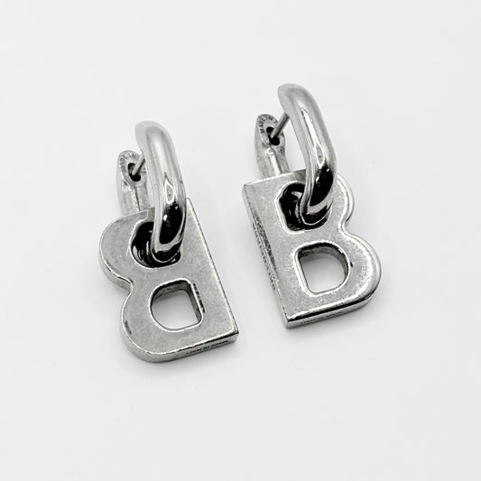 BALENCIAGA ピアス