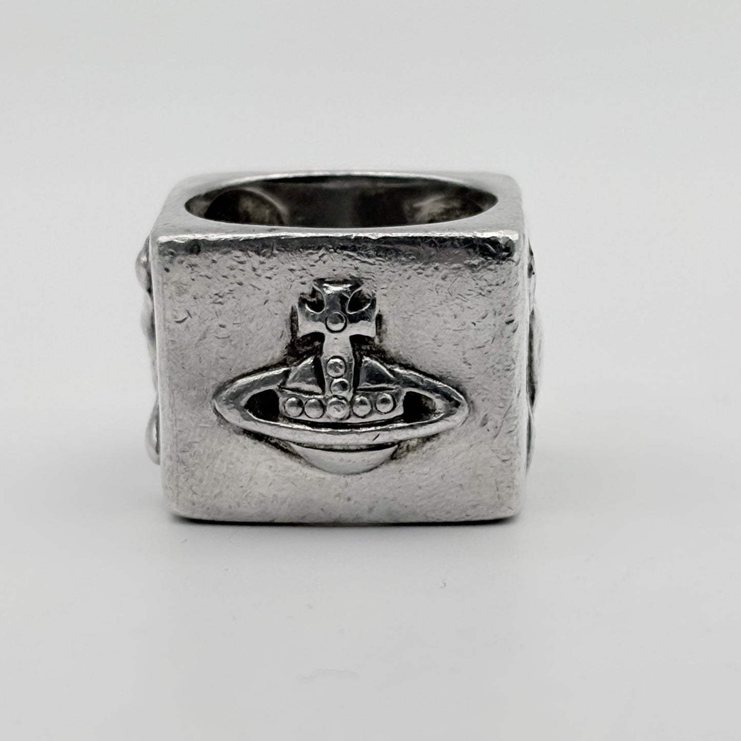 Vivienne Westwood リング