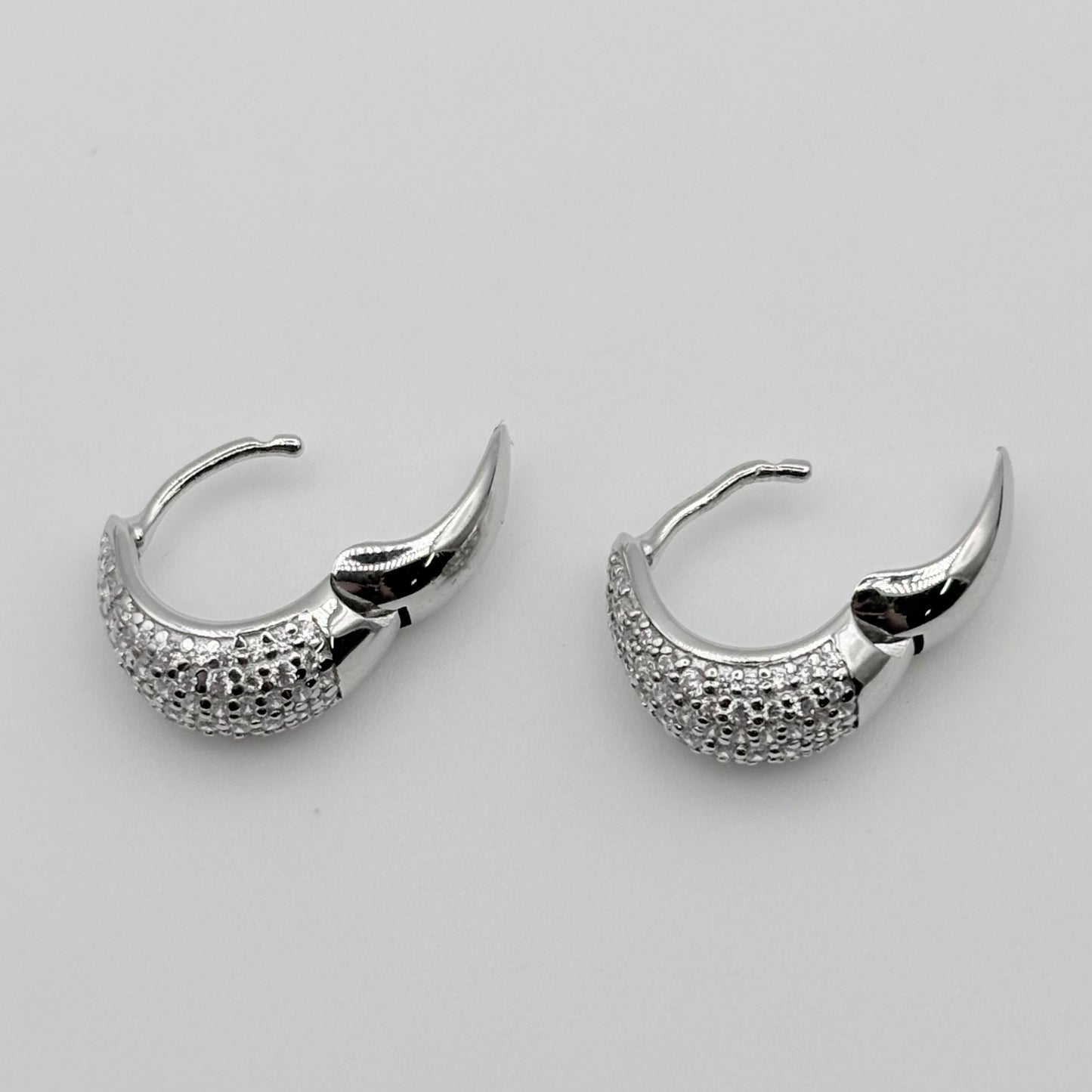 TOM WOOD ピアス