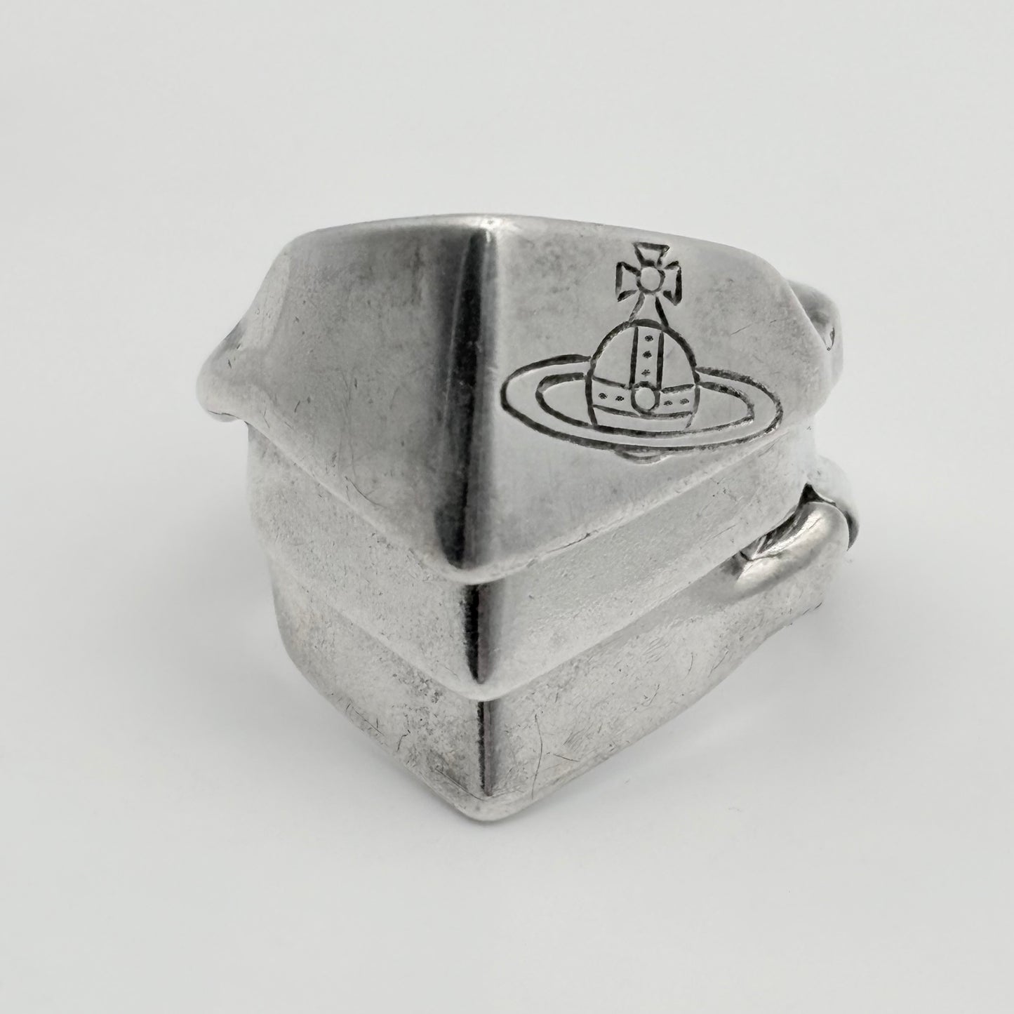 Vivienne Westwood リング